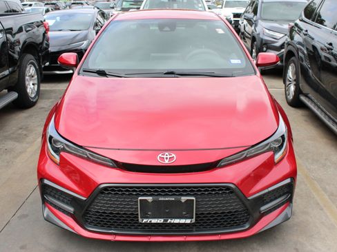 Used 2020 Toyota Corolla SE FWD image 3