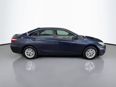 Used 2017 Toyota Camry LE FWD image 10