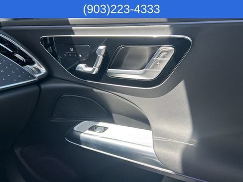 Used 2025 Mercedes-Benz E 350 Sedan image 32