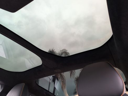 Used 2022 Lucid Air Grand Touring image 27