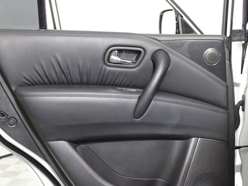 Used 2023 Nissan Armada SL w/ Midnight Edition Package image 30