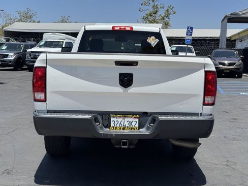 Used 2018 RAM 1500 Express RWD image 9