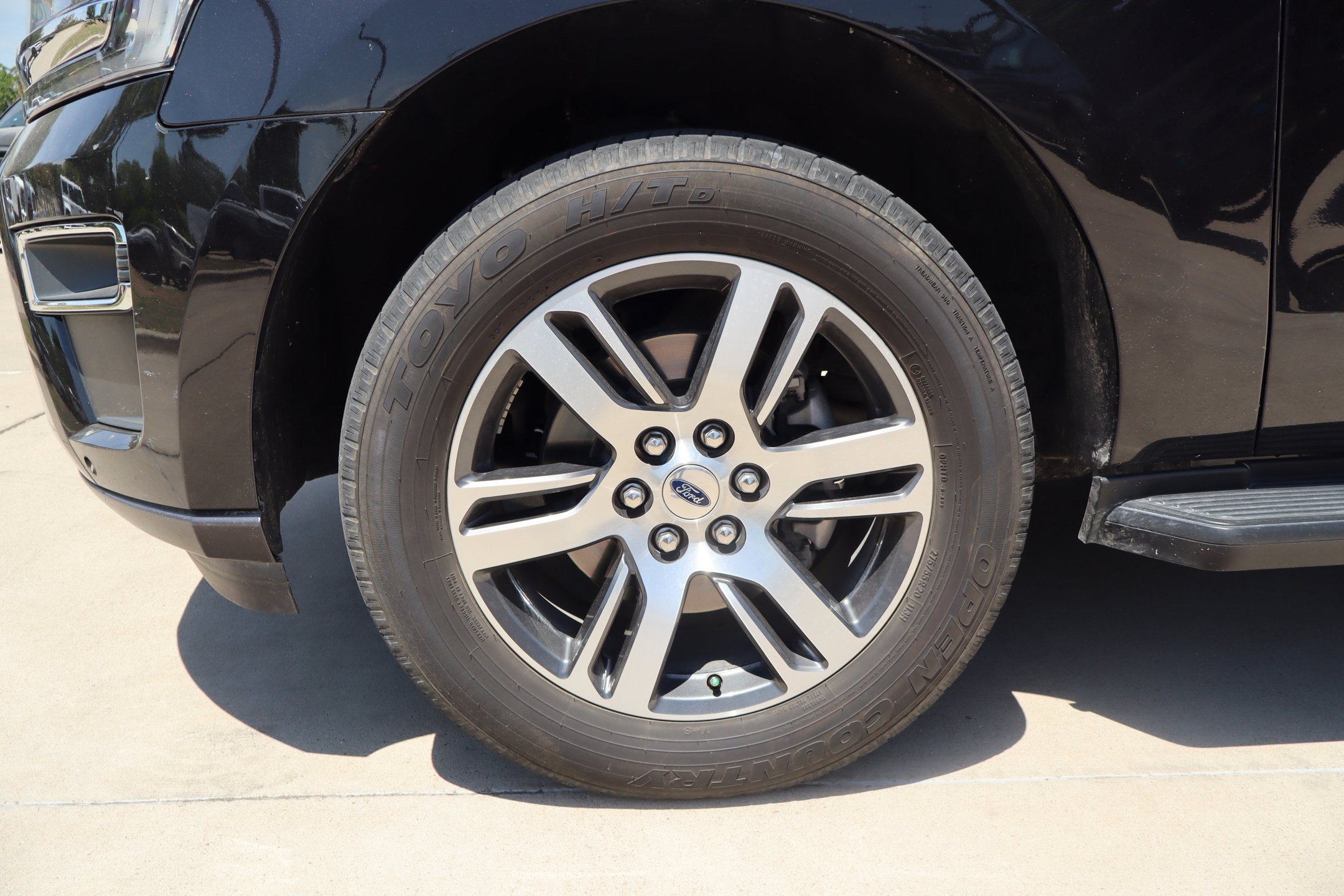 Used 2024 Ford Expedition Max Limited RWD image 12