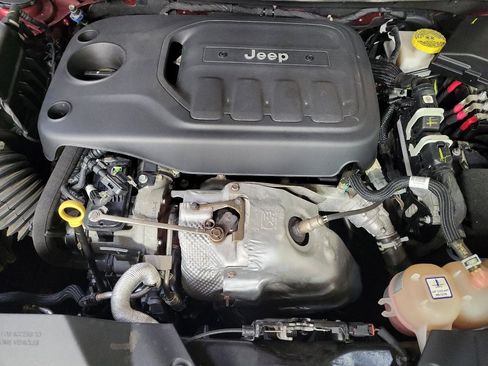 Used 2020 Jeep Cherokee Limited AWD/4WD image 30