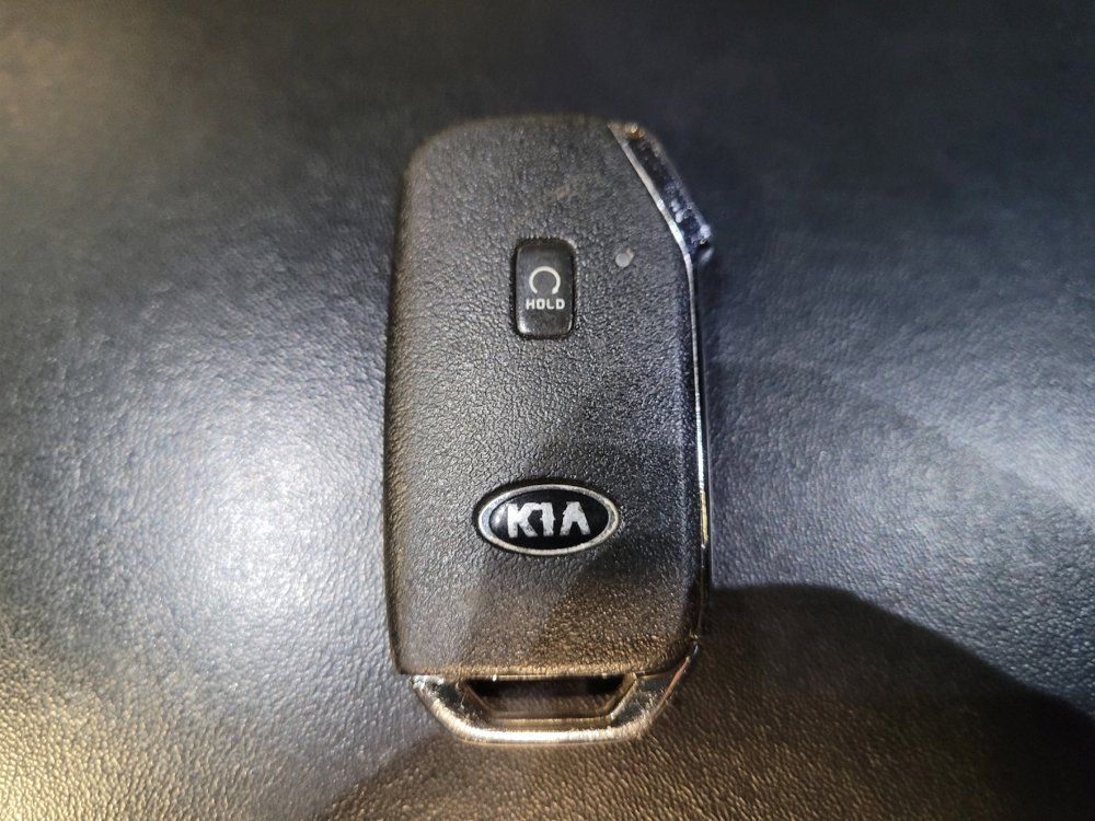 Used 2021 Kia Telluride S FWD image 32