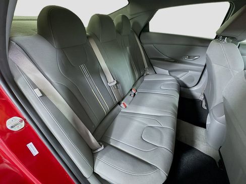 Certified 2025 Hyundai Elantra Sport w/ Cargo Package image 26