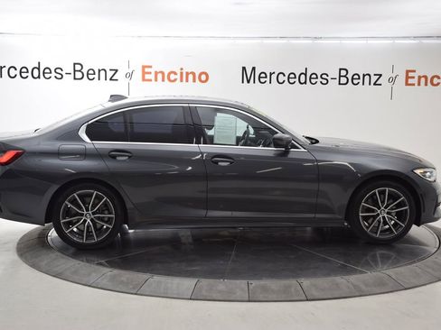 Used 2021 BMW 330i Sedan w/ Driving Assistance Package image 7