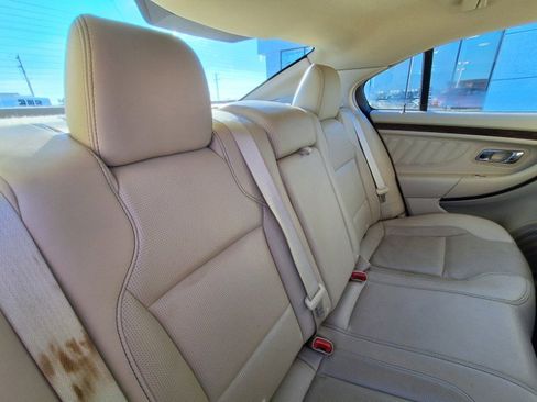 Used 2014 Ford Taurus Limited image 15