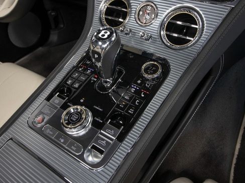 Used 2021 Bentley Continental GT image 51