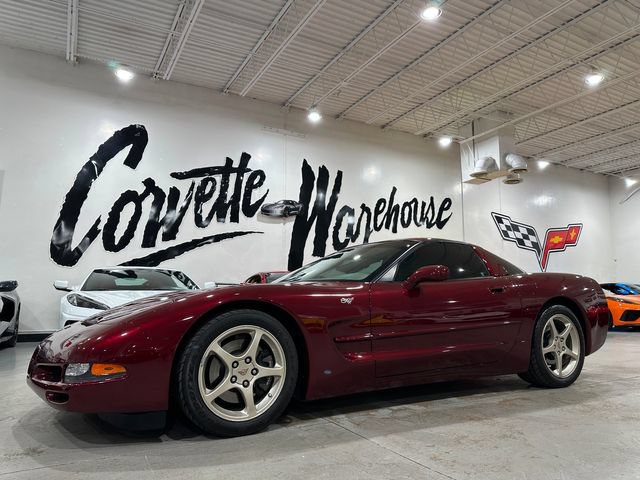 Used 2003 Chevrolet Corvette Coupe w/ Preferred Equipment Group RWD image 16