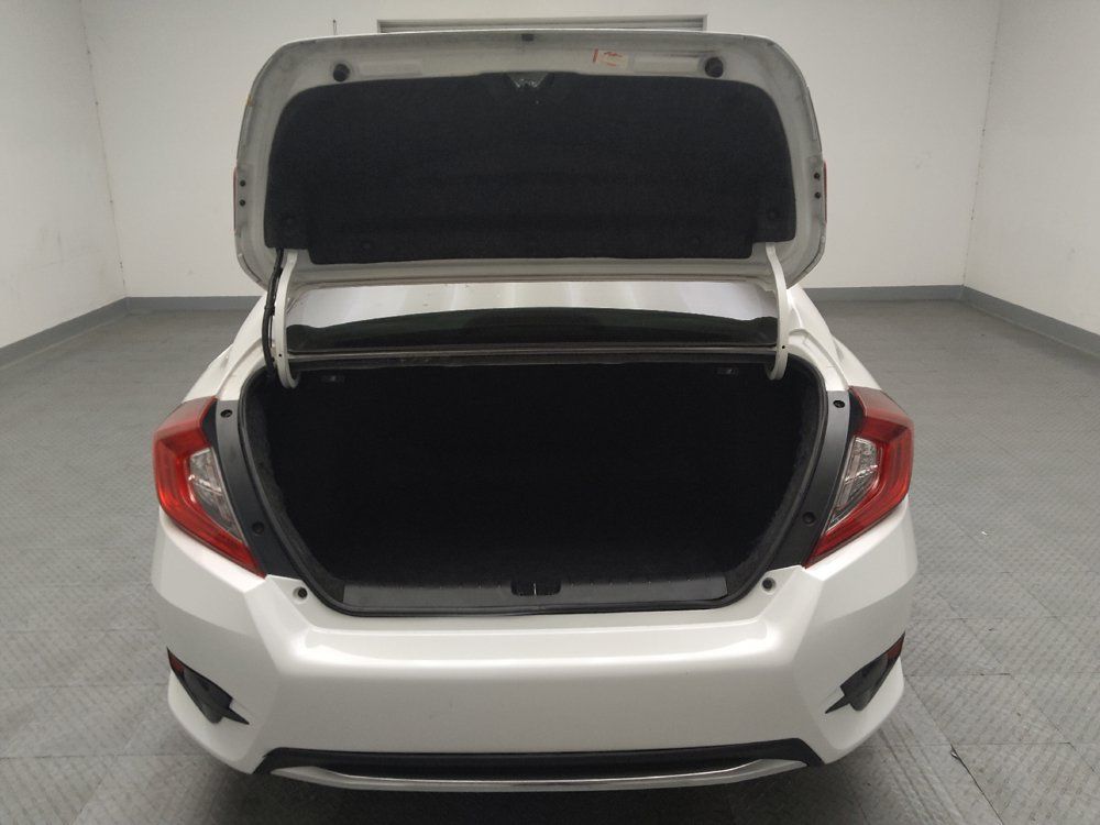 Used 2019 Honda Civic Touring image 29