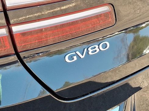 Used 2023 Genesis GV80 2.5T w/ Prestige 20" Package image 24