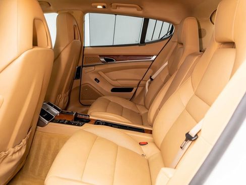 Used 2015 Porsche Panamera S w/ Premium Package Plus image 17