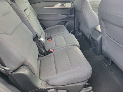 Used 2026 Ford Explorer Active RWD image 15