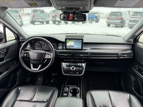 Used 2021 Lincoln Corsair AWD w/ Equipment Group 101A image 2