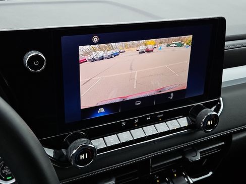 Certified 2023 Chevrolet Colorado LT w/ LT Convenience Package image 17