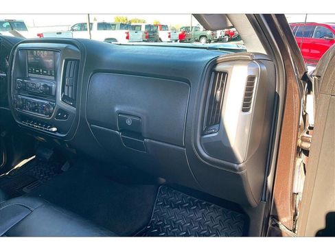 Used 2018 Chevrolet Silverado 2500 LTZ w/ Duramax Plus Package image 18