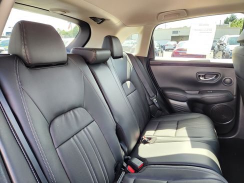 Used 2024 Honda HR-V EX-L image 15