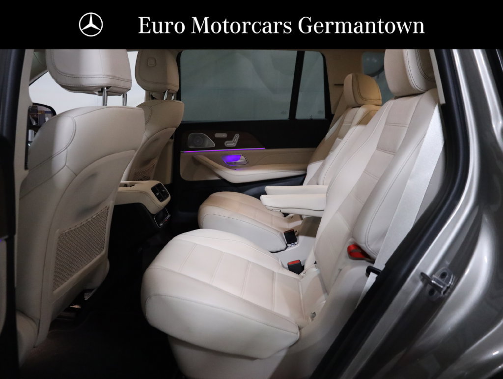 Used 2023 Mercedes-Benz GLS 450 4MATIC image 40