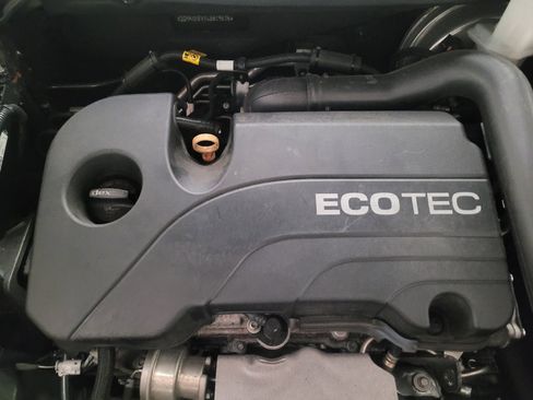 Used 2020 Chevrolet Equinox LT FWD image 30