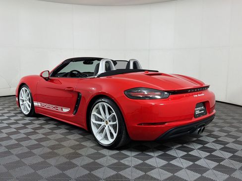 Certified 2024 Porsche 718 Boxster RWD image 3