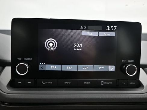 Certified 2025 Honda Accord SE image 11