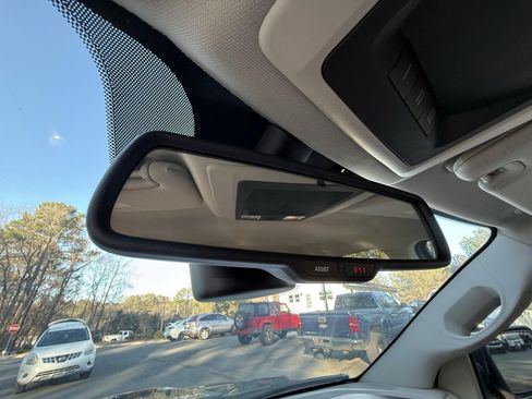 Used 2015 RAM 1500 Laramie w/ Convenience Group image 56