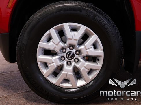 Used 2022 Nissan Frontier SV image 20