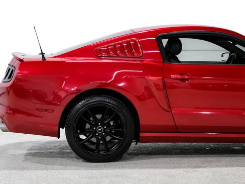 Used 2013 Ford Mustang GT Premium w/ Electronics Pkg image 18