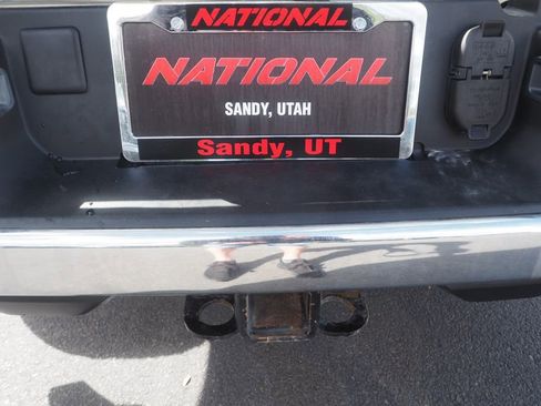 Used 2024 RAM 2500 Tradesman w/ Chrome Appearance Group image 22