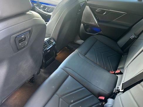 Used 2026 BMW 540i xDrive w/ M Sport Package AWD/4WD image 15