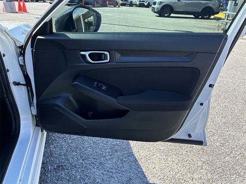 Used 2025 Honda Civic Sport image 32