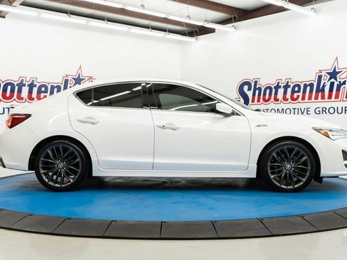 Used 2022 Acura ILX image 11