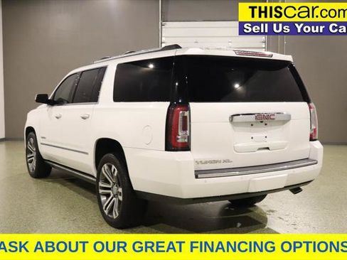 Used 2023 GMC Yukon Denali Ultimate AWD/4WD image 6