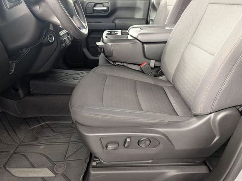 Certified 2025 Chevrolet Silverado 2500 Custom w/ Custom Value Package image 13