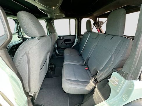 Used 2024 Jeep Wrangler Unlimited Sport AWD/4WD image 23