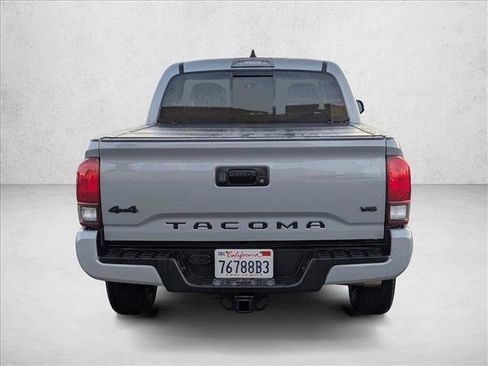 Used 2021 Toyota Tacoma SR5 w/ Technology Package image 6