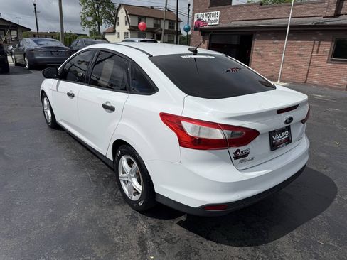 Used 2014 Ford Focus S FWD image 6