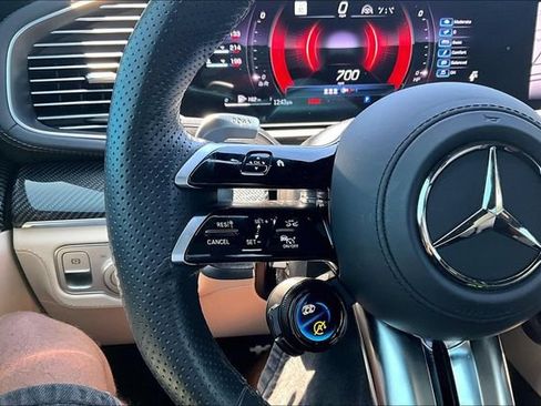 Certified 2025 Mercedes-Benz GLE 53 AMG 4MATIC Coupe image 9