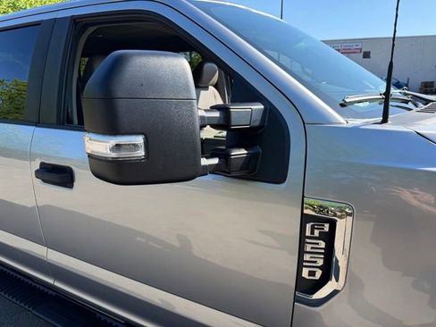 Used 2022 Ford F250 XL w/ Power Equipment Group AWD/4WD image 28