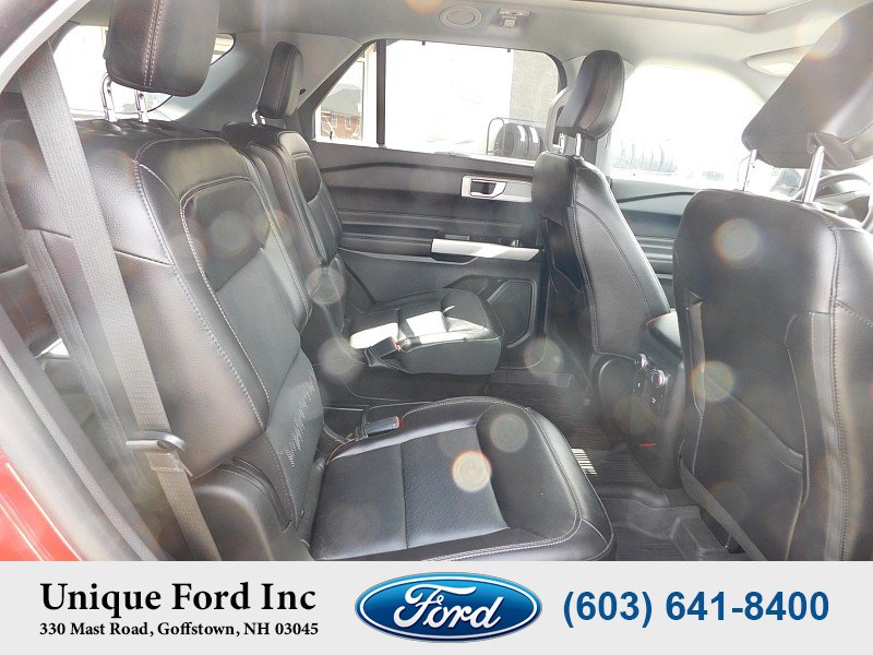 Used 2021 Ford Explorer Limited w/ Equipment Group 301A AWD/4WD image 33
