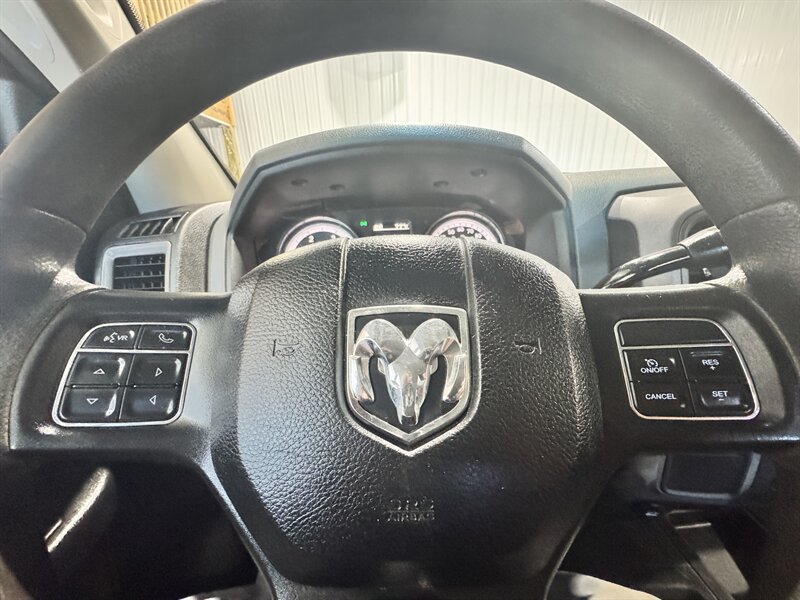 Used 2018 RAM 3500 Tradesman w/ Chrome Appearance Group AWD/4WD image 17
