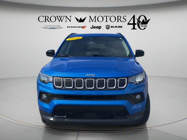 Used 2022 Jeep Compass Latitude AWD/4WD image 2