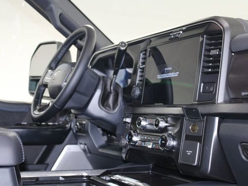 New 2026 Ford F350 4x4 Crew Cab DRW Super Duty image 33