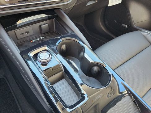 New 2026 Buick Envision Avenir image 33