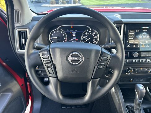 New 2026 Nissan Frontier SV image 18