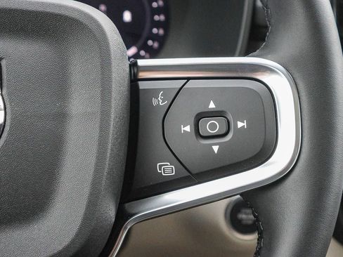 New 2026 Volvo XC40 B5 Plus w/ Protection Package Premier image 36