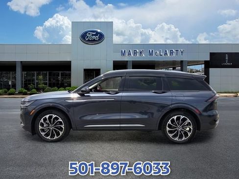 Certified 2024 Lincoln Nautilus Reserve w/ Equipment Group 203A AWD/4WD image 2