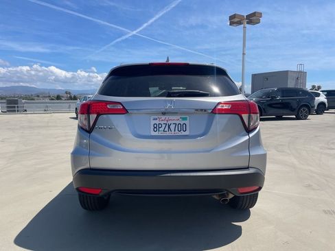 Used 2019 Honda HR-V EX image 3