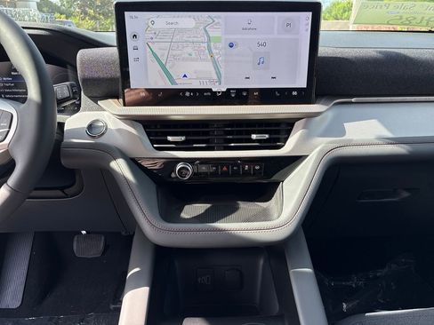New 2026 Ford Explorer Active RWD image 29